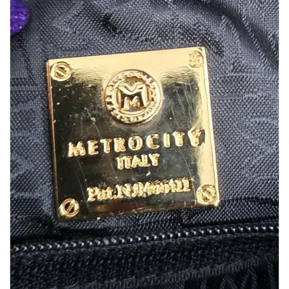 Metrocity Black Quilted Leather Satchel Made In Italy With Gold Hardware #0349 - Picture 11 of 16